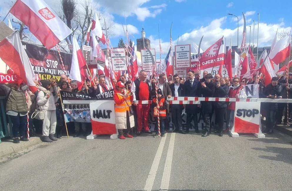 Niemcy W ciekli Na Skuteczno Ruchu Obrony Granic Wyp yn Tajny niemcy-w-ciekli-na-skuteczno-ruchu-obrony-granic-wyp-yn-tajny